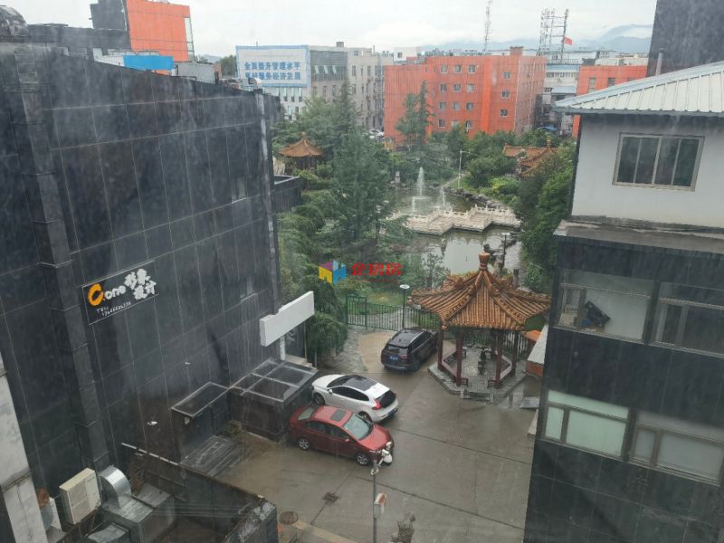 万霖大厦 