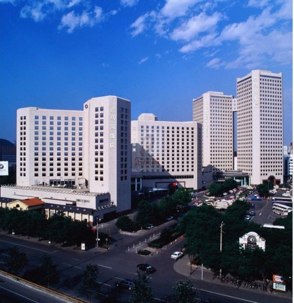 亮马河大厦