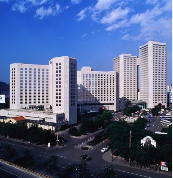 亮马河大厦