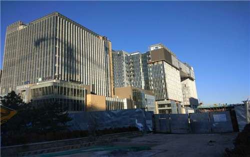 195_1.jpg