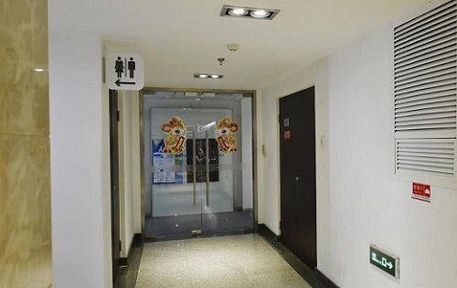 193_1.jpg