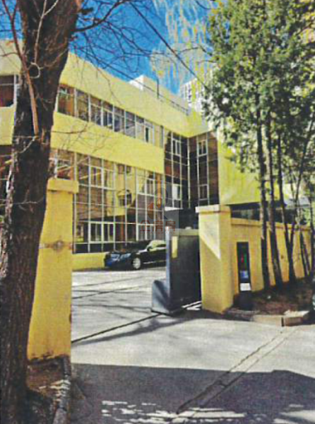 4933_2.jpg